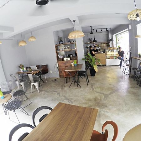 Happy Coffee Guesthouse Hô Chi Minh-Ville Extérieur photo